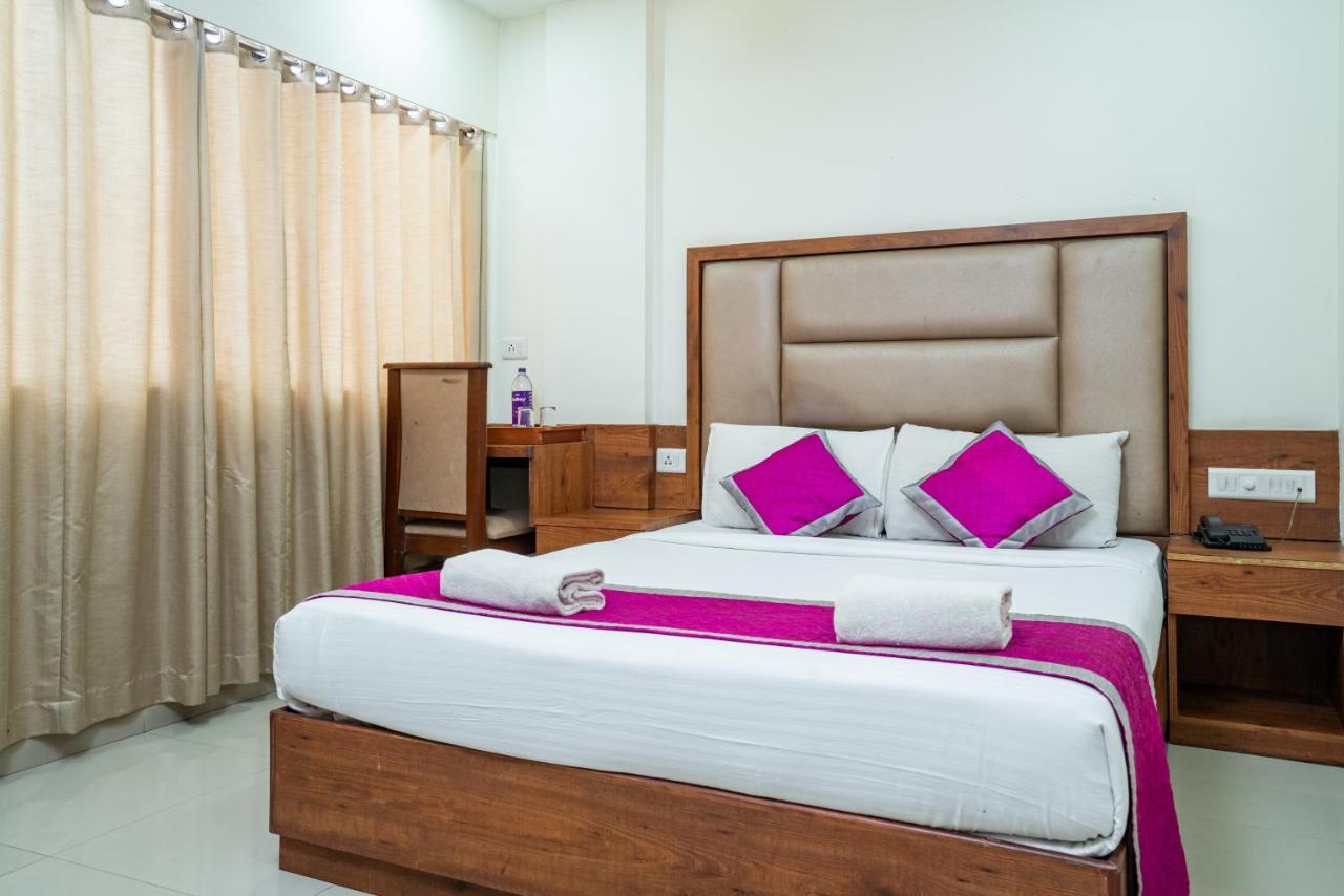 Nexstay Crystal Residency كاليكوت المظهر الخارجي الصورة